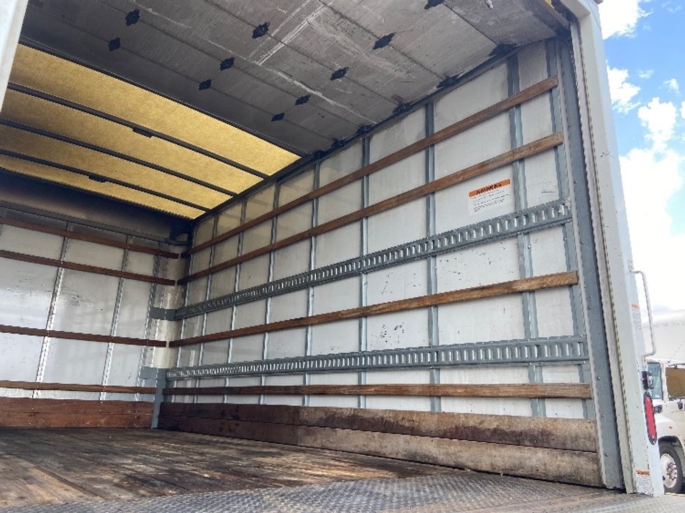 Light Duty Box Truck-Light and Medium Duty Trucks-Isuzu-2019-NPR EFI-San Antonio-TX-103,772\n\t\tmiles-$ 37,000 - Image 12