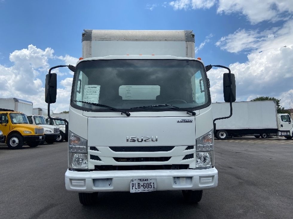 Light Duty Box Truck-Light and Medium Duty Trucks-Isuzu-2019-NPR EFI-San Antonio-TX-103,772\n\t\tmiles-$ 37,000 - Image 2