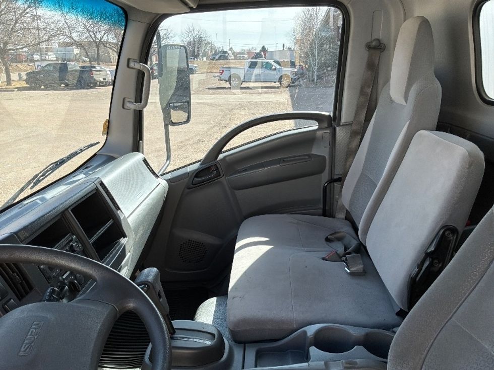 Light Duty Box Truck-Light and Medium Duty Trucks-Isuzu-2019-NPR EFI-Sioux Falls-SD-164,083\n\t\tmiles-$ 29,750 - Image 19