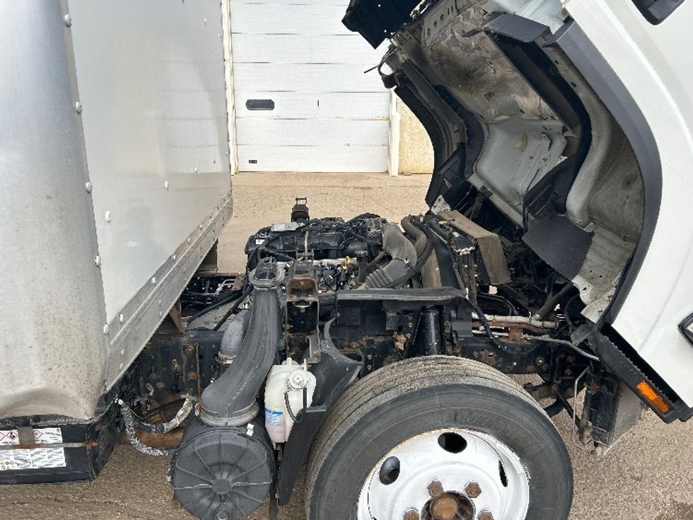 Light Duty Box Truck-Light and Medium Duty Trucks-Isuzu-2019-NPR EFI-Sioux Falls-SD-164,083\n\t\tmiles-$ 29,750 - Image 23
