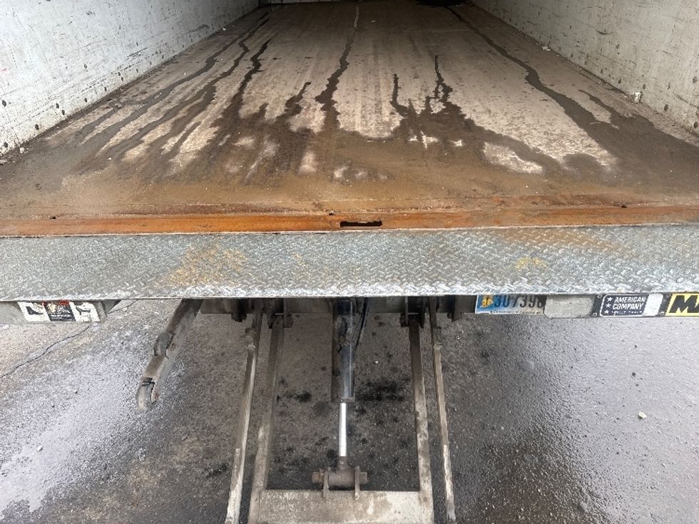 Light Duty Box Truck-Light and Medium Duty Trucks-Isuzu-2019-NPR EFI-Spokane Valley-WA-107,162\n\t\tmiles-$ 39,750 - Image 10