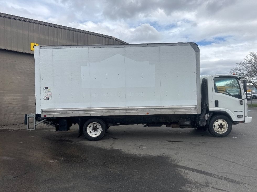 Light Duty Box Truck-Light and Medium Duty Trucks-Isuzu-2019-NPR EFI-Spokane Valley-WA-107,162\n\t\tmiles-$ 39,750 - Image 15