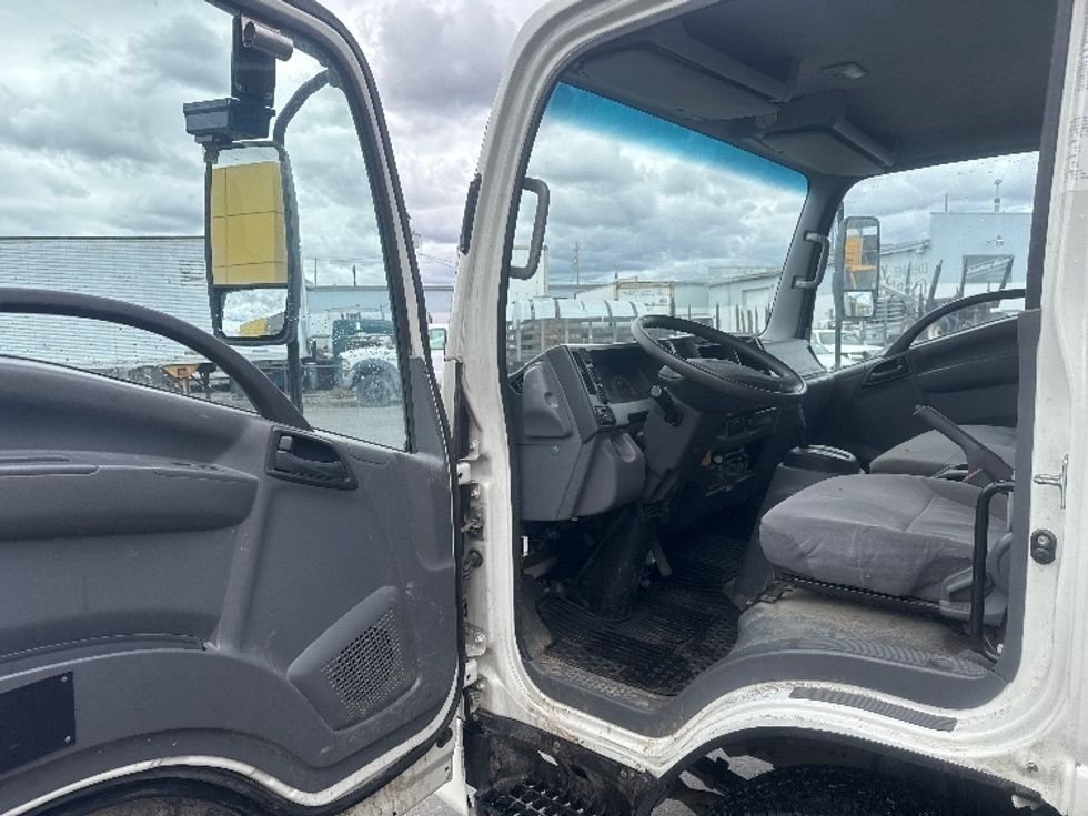 Light Duty Box Truck-Light and Medium Duty Trucks-Isuzu-2019-NPR EFI-Spokane Valley-WA-107,162\n\t\tmiles-$ 39,750 - Image 16