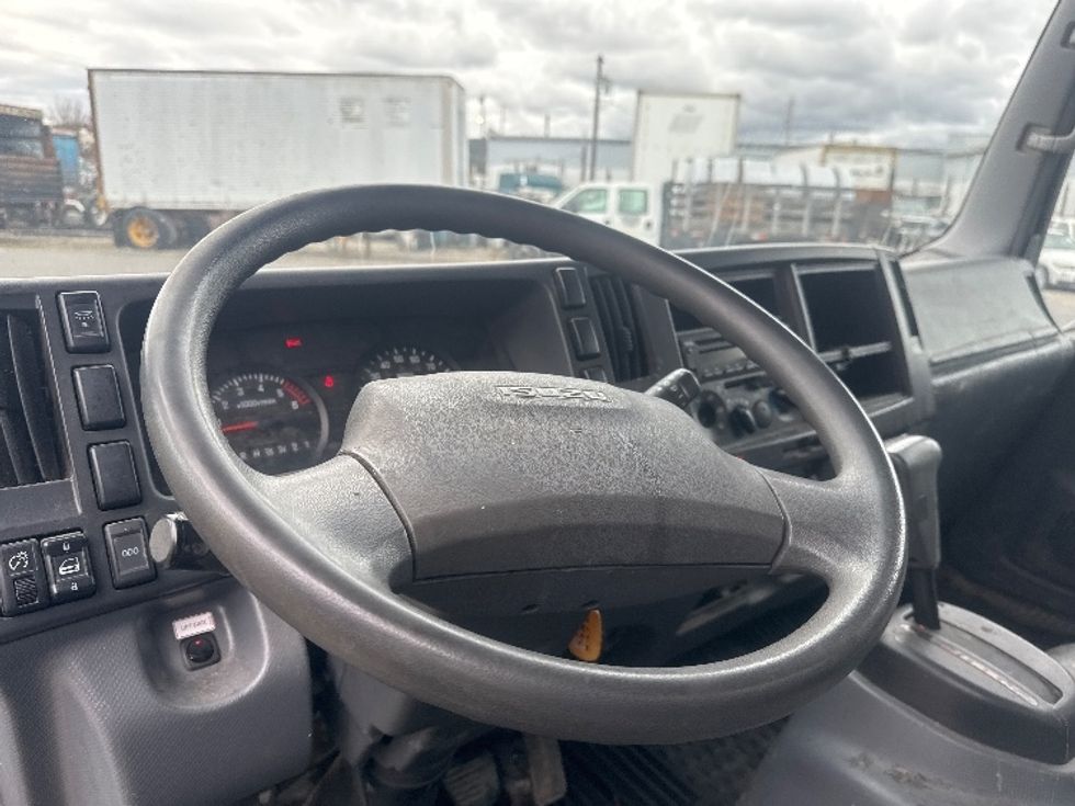 Light Duty Box Truck-Light and Medium Duty Trucks-Isuzu-2019-NPR EFI-Spokane Valley-WA-107,162\n\t\tmiles-$ 39,750 - Image 17