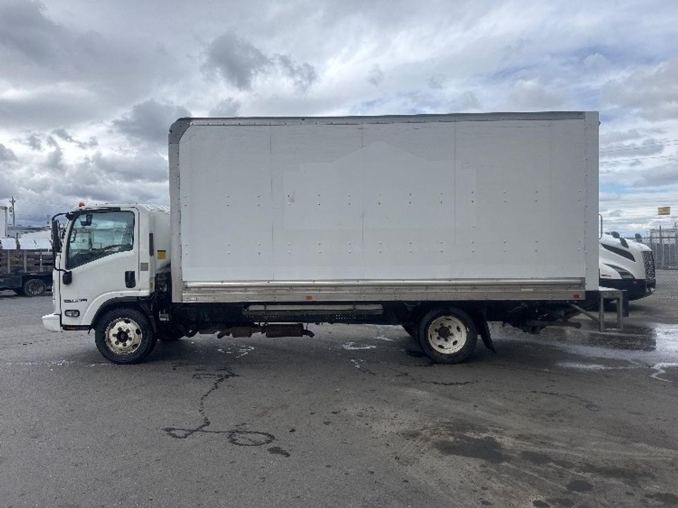 Light Duty Box Truck-Light and Medium Duty Trucks-Isuzu-2019-NPR EFI-Spokane Valley-WA-107,162\n\t\tmiles-$ 39,750 - Image 4