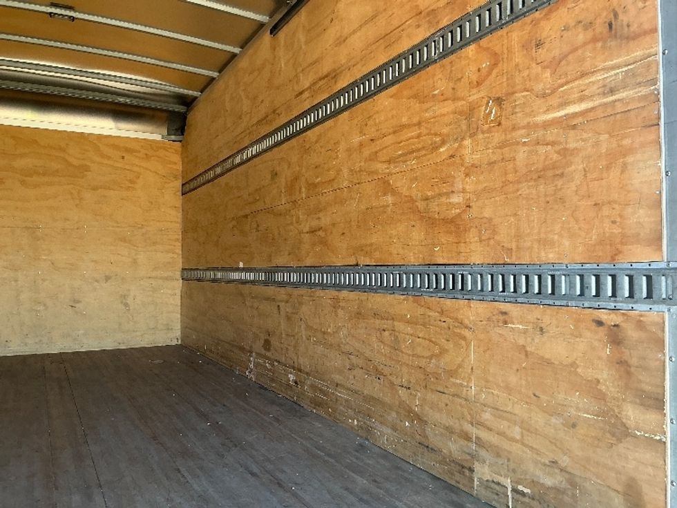 Light Duty Box Truck-Light and Medium Duty Trucks-Isuzu-2019-NPR EFI-Springfield-MA-103,466\n\t\tmiles-$ 33,750 - Image 12