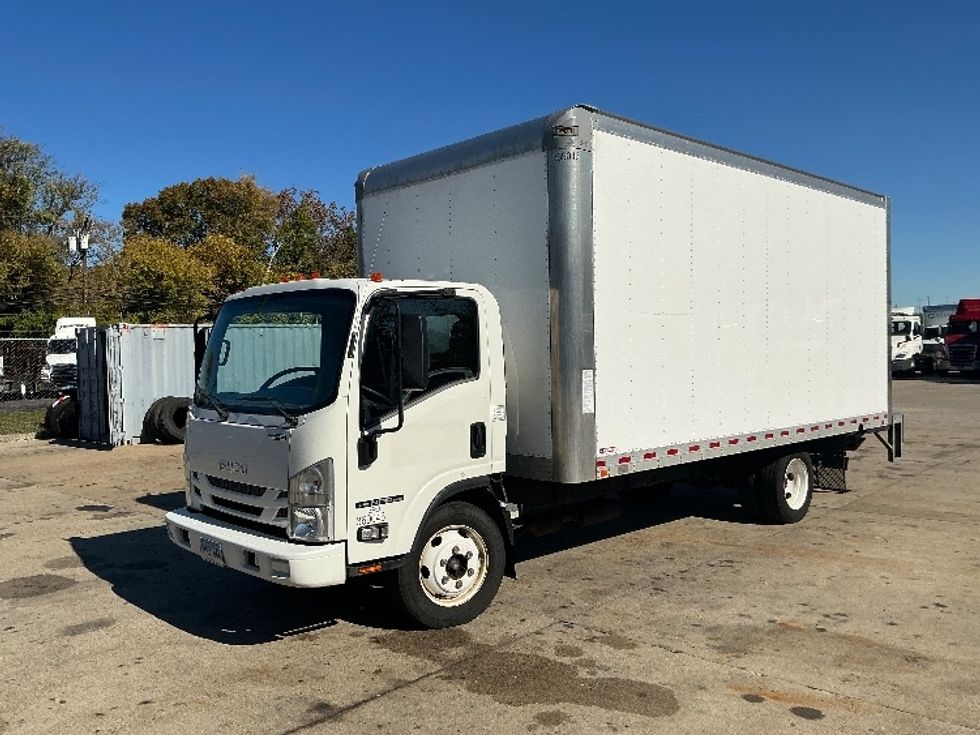 Light Duty Box Truck-Light and Medium Duty Trucks-Isuzu-2019-NPR EFI-Springfield-MA-103,466\n\t\tmiles-$ 33,750 - Image 3