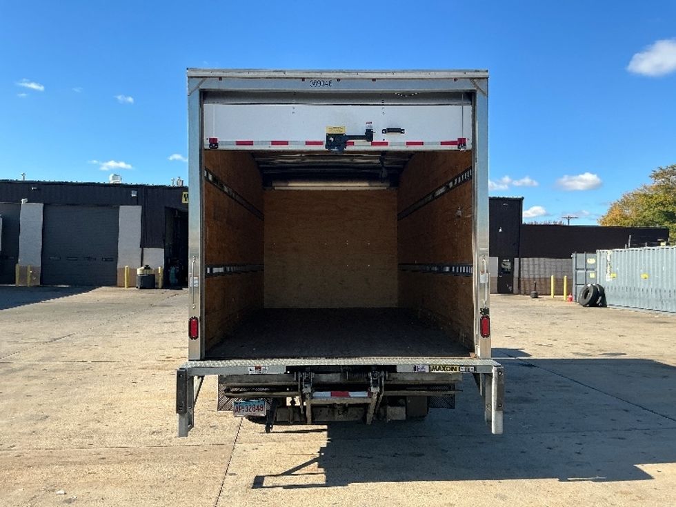 Light Duty Box Truck-Light and Medium Duty Trucks-Isuzu-2019-NPR EFI-Springfield-MA-103,466\n\t\tmiles-$ 33,750 - Image 8