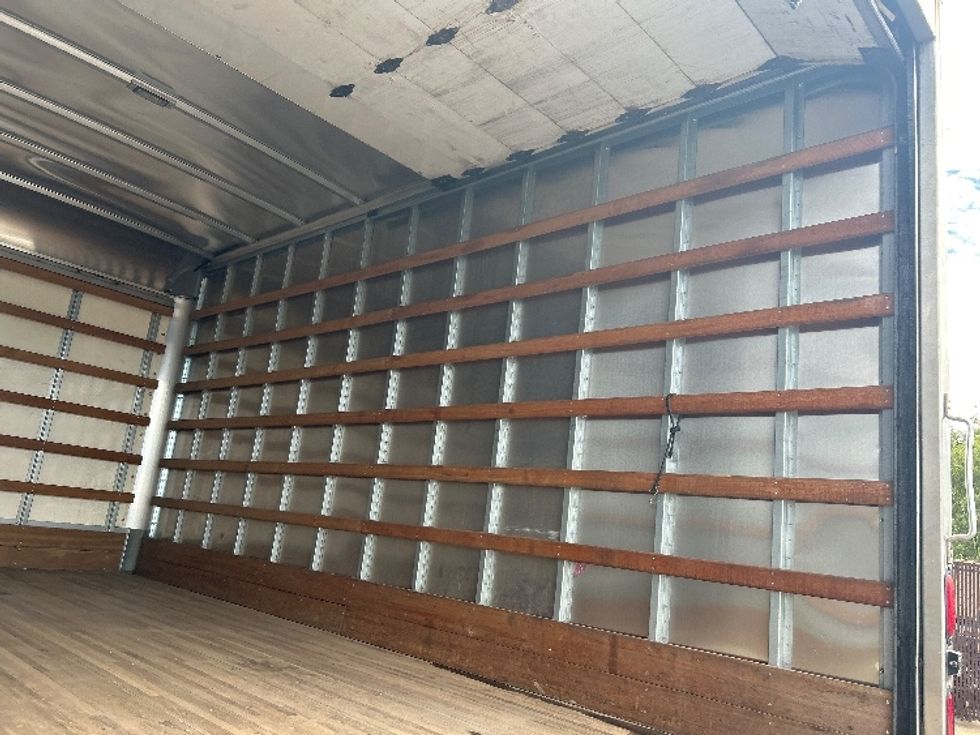 Light Duty Box Truck-Light and Medium Duty Trucks-Isuzu-2019-NPR EFI-Springfield-MA-137,774\n\t\tmiles-$ 31,000 - Image 12