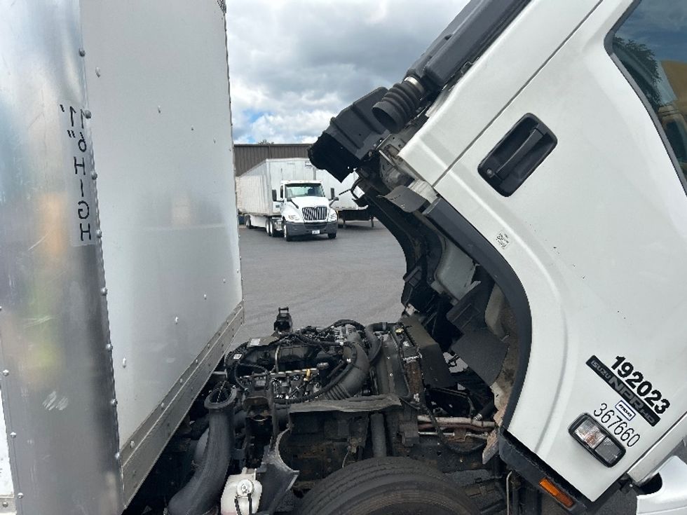 Light Duty Box Truck-Light and Medium Duty Trucks-Isuzu-2019-NPR EFI-Springfield-MA-137,774\n\t\tmiles-$ 31,000 - Image 23