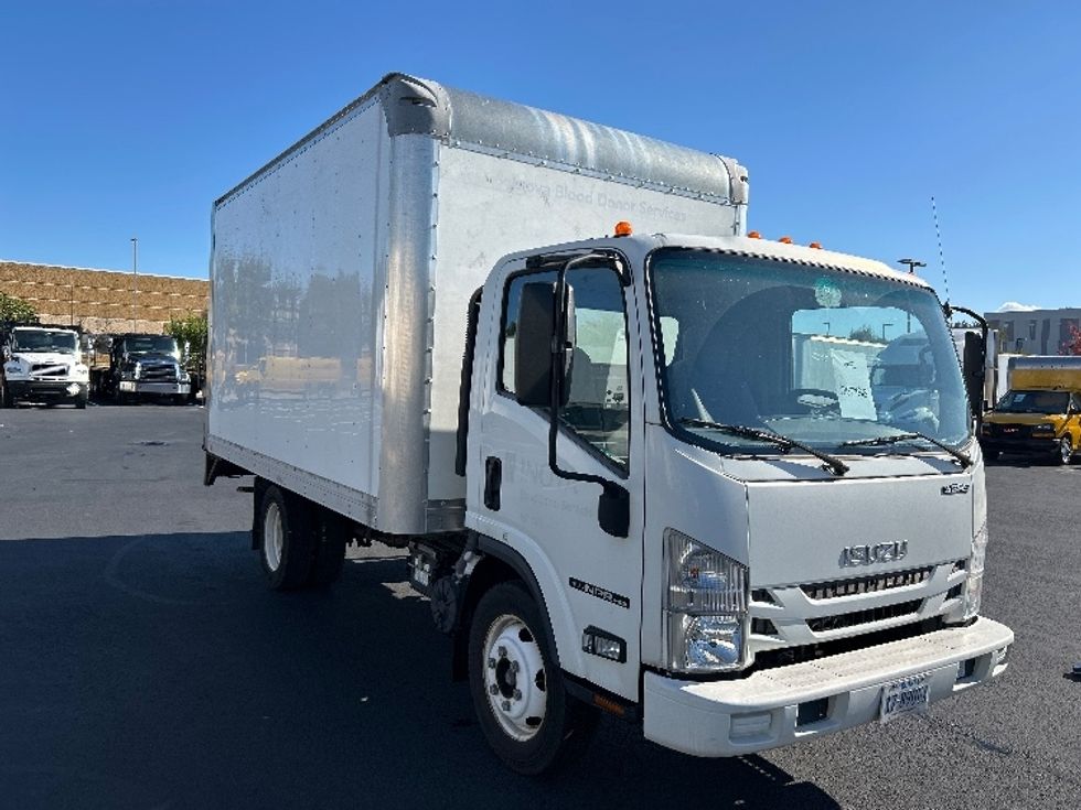 Light Duty Box Truck-Light and Medium Duty Trucks-Isuzu-2019-NPR EFI-Sterling-VA-37,222\n\t\tmiles-$ 43,750 - Image 1
