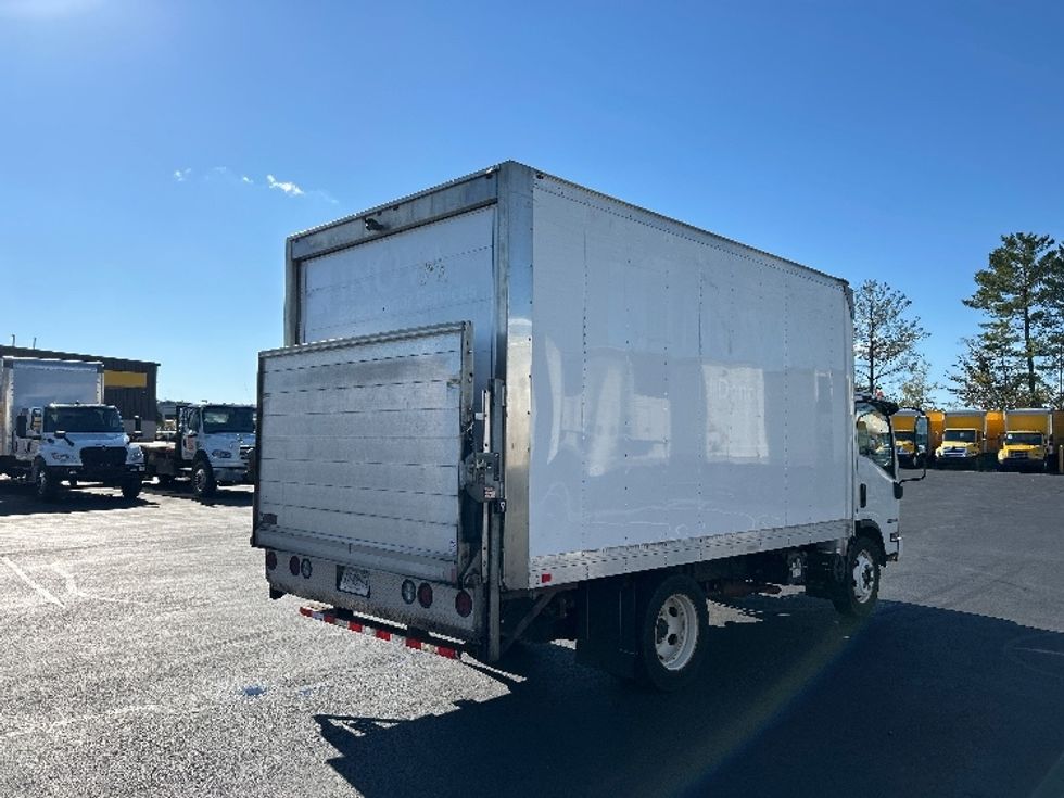 Light Duty Box Truck-Light and Medium Duty Trucks-Isuzu-2019-NPR EFI-Sterling-VA-37,222\n\t\tmiles-$ 43,750 - Image 13