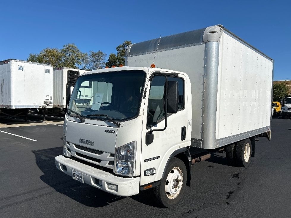 Light Duty Box Truck-Light and Medium Duty Trucks-Isuzu-2019-NPR EFI-Sterling-VA-37,222\n\t\tmiles-$ 43,750 - Image 3