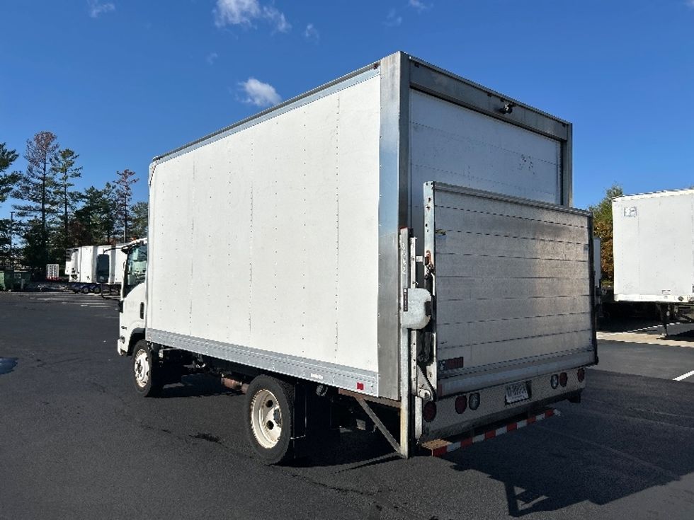 Light Duty Box Truck-Light and Medium Duty Trucks-Isuzu-2019-NPR EFI-Sterling-VA-37,222\n\t\tmiles-$ 43,750 - Image 6