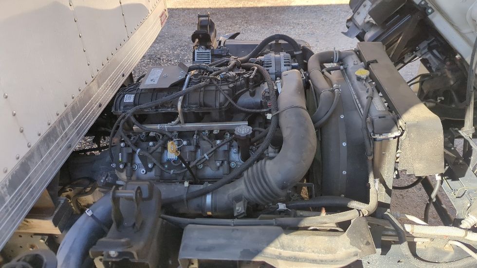 Light Duty Box Truck-Light and Medium Duty Trucks-Isuzu-2019-NPR EFI-Suwanee-GA-103,987\n\t\tmiles-$ 36,000 - Image 23