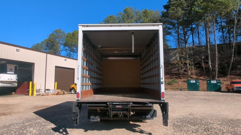 Light Duty Box Truck-Light and Medium Duty Trucks-Isuzu-2019-NPR EFI-Suwanee-GA-103,987\n\t\tmiles-$ 36,000 - Image 8