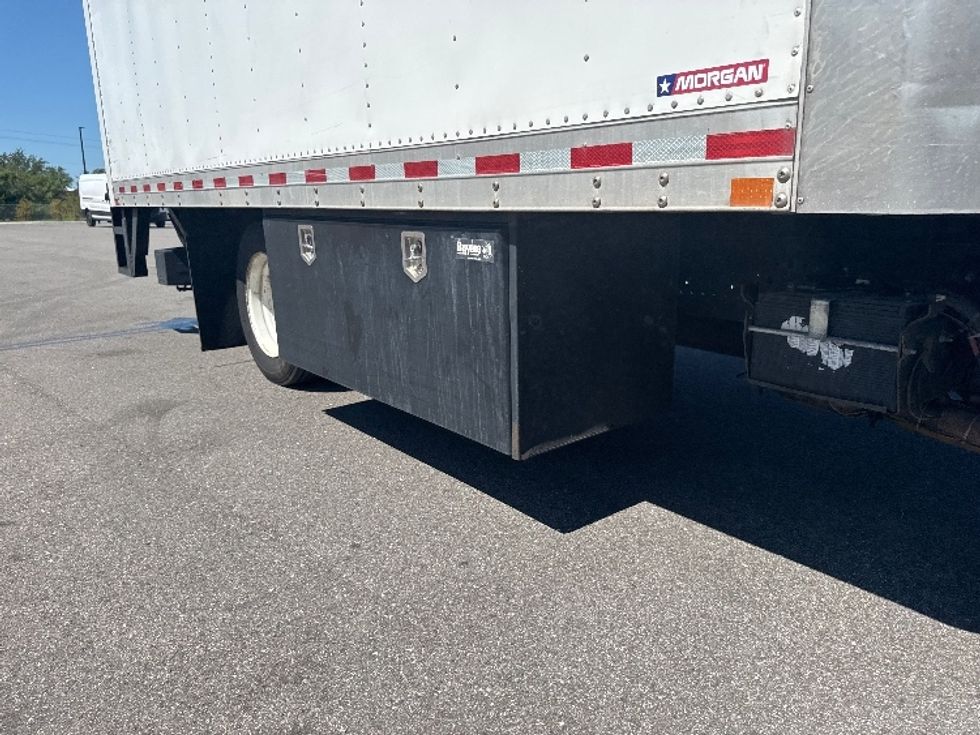 2019 Isuzu NPR photo 12