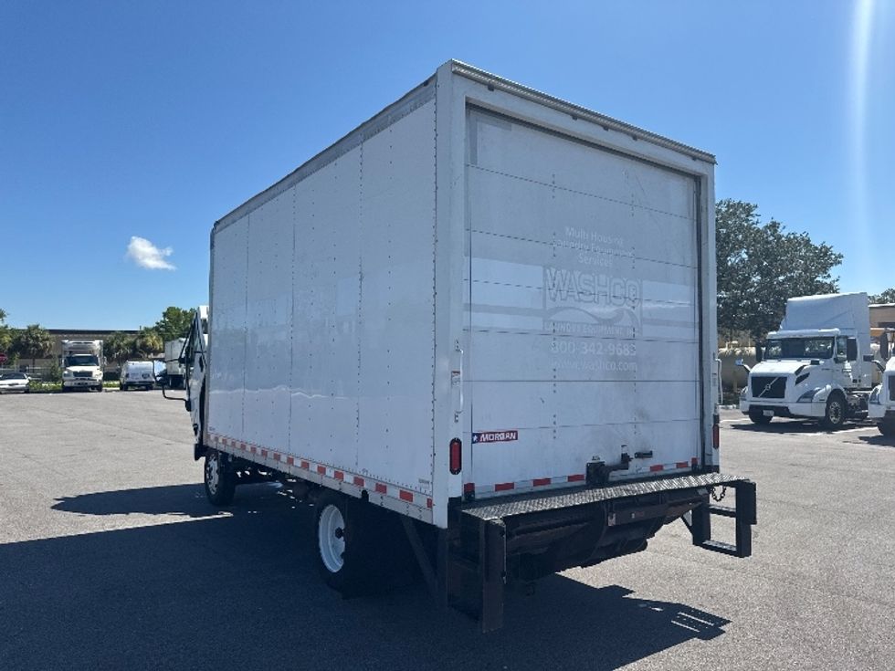 2019 Isuzu NPR photo 6