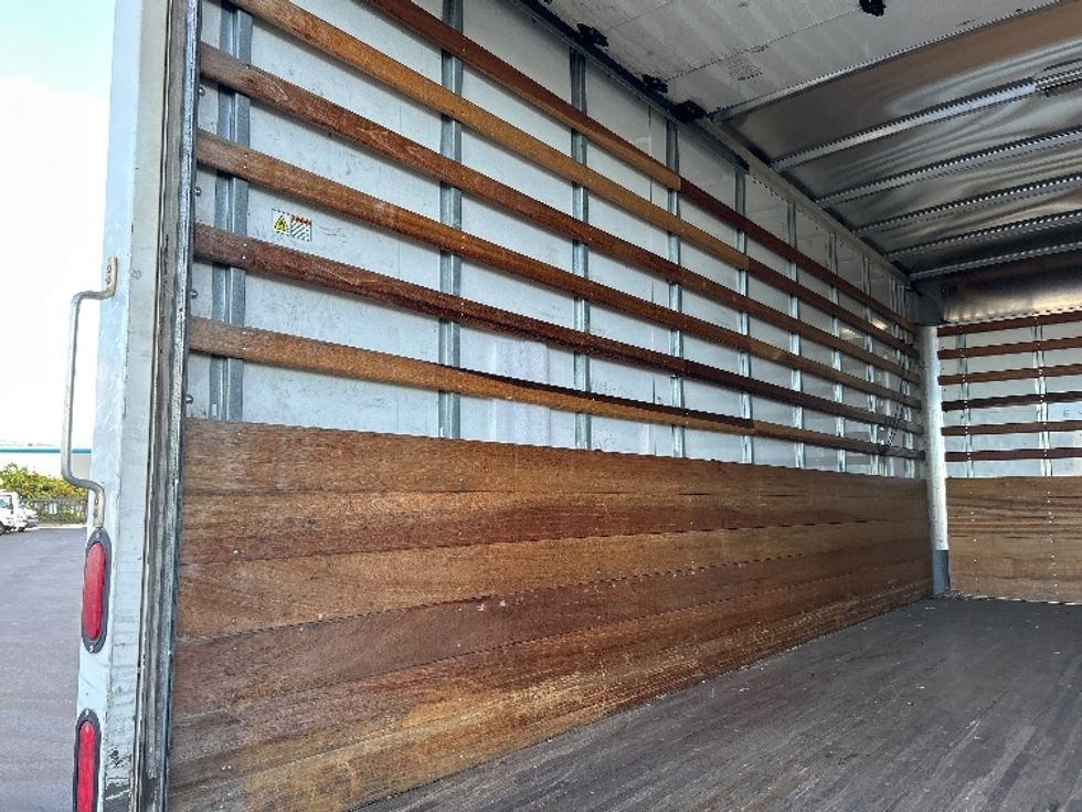 Light Duty Box Truck-Light and Medium Duty Trucks-Isuzu-2019-NPR EFI-Torrance-CA-99,626\n\t\tmiles-$ 35,750 - Image 11