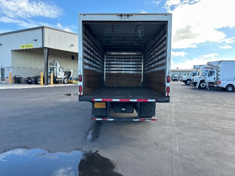Light Duty Box Truck-Light and Medium Duty Trucks-Isuzu-2019-NPR EFI-Torrance-CA-99,626\n\t\tmiles-$ 35,750 - Image 9