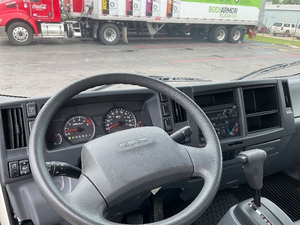 Light Duty Box Truck-Light and Medium Duty Trucks-Isuzu-2019-NPR EFI-Tulsa-OK-47,930\n\t\tmiles-$ 41,250 - Image 18