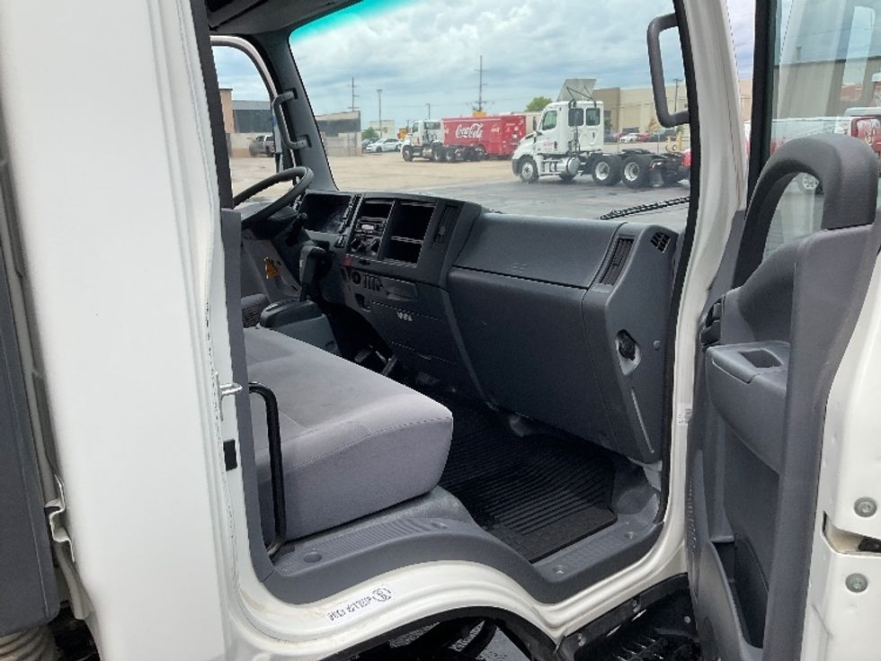 Light Duty Box Truck-Light and Medium Duty Trucks-Isuzu-2019-NPR EFI-Tulsa-OK-47,930\n\t\tmiles-$ 41,250 - Image 20