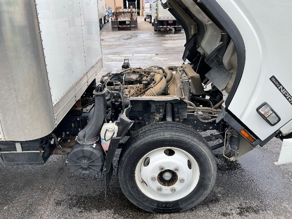 Light Duty Box Truck-Light and Medium Duty Trucks-Isuzu-2019-NPR EFI-Tulsa-OK-47,930\n\t\tmiles-$ 41,250 - Image 23