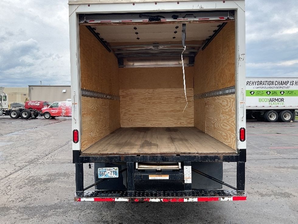 Light Duty Box Truck-Light and Medium Duty Trucks-Isuzu-2019-NPR EFI-Tulsa-OK-47,930\n\t\tmiles-$ 41,250 - Image 8