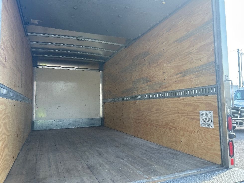 Light Duty Box Truck-Light and Medium Duty Trucks-Isuzu-2019-NPR EFI-Warsaw-IN-9,748\n\t\tmiles-$ 40,250 - Image 12