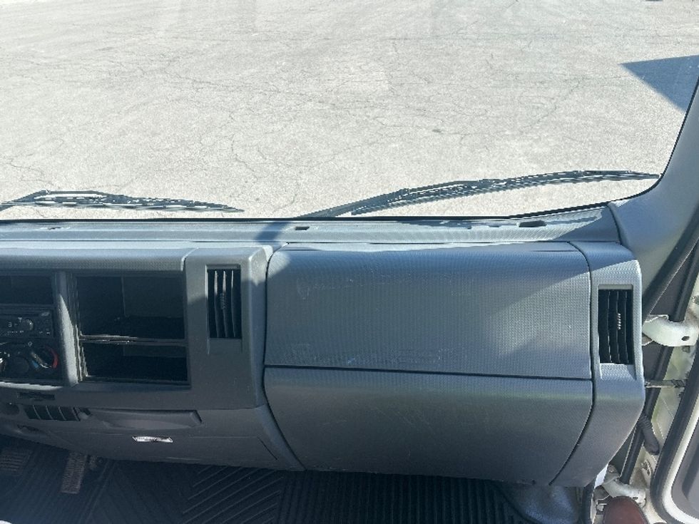 Light Duty Box Truck-Light and Medium Duty Trucks-Isuzu-2019-NPR EFI-Warsaw-IN-9,748\n\t\tmiles-$ 40,250 - Image 21