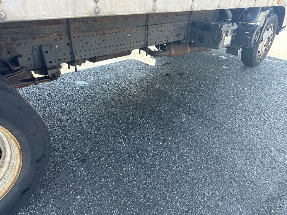 Light Duty Box Truck-Light and Medium Duty Trucks-Isuzu-2019-NPR EFI-West Babylon-NY-86,816\n\t\tmiles-$ 39,500 - Image 14
