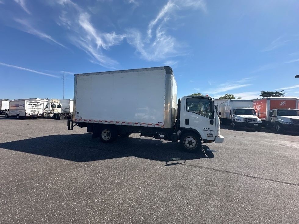 Light Duty Box Truck-Light and Medium Duty Trucks-Isuzu-2019-NPR EFI-West Babylon-NY-86,816\n\t\tmiles-$ 39,500 - Image 15