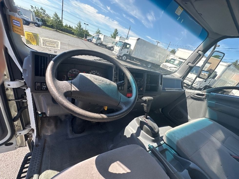 Light Duty Box Truck-Light and Medium Duty Trucks-Isuzu-2019-NPR EFI-West Babylon-NY-86,816\n\t\tmiles-$ 39,500 - Image 18
