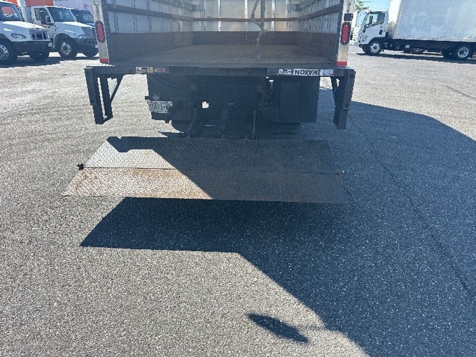 Light Duty Box Truck-Light and Medium Duty Trucks-Isuzu-2019-NPR EFI-West Babylon-NY-86,816\n\t\tmiles-$ 39,500 - Image 9