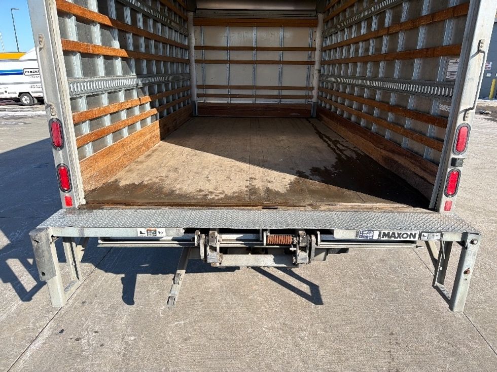 Light Duty Box Truck-Light and Medium Duty Trucks-Isuzu-2019-NPR EFI-West Fargo-ND-194,603\n\t\tmiles-$ 20,250 - Image 10