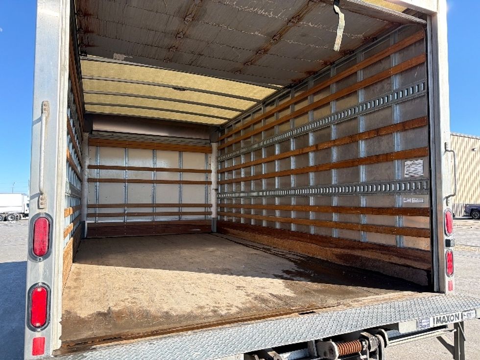 Light Duty Box Truck-Light and Medium Duty Trucks-Isuzu-2019-NPR EFI-West Fargo-ND-194,603\n\t\tmiles-$ 20,250 - Image 12