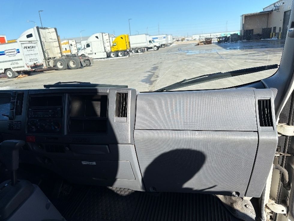 Light Duty Box Truck-Light and Medium Duty Trucks-Isuzu-2019-NPR EFI-West Fargo-ND-194,603\n\t\tmiles-$ 20,250 - Image 21