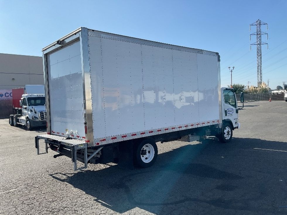 Light Duty Box Truck-Light and Medium Duty Trucks-Isuzu-2019-NPR EFI-West Sacramento-CA-75,182\n\t\tmiles-$ 41,750 - Image 13