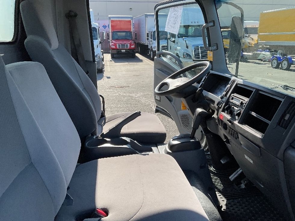 Light Duty Box Truck-Light and Medium Duty Trucks-Isuzu-2019-NPR EFI-West Sacramento-CA-75,182\n\t\tmiles-$ 41,750 - Image 23