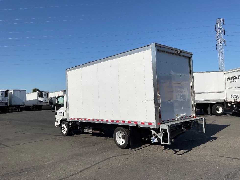 Light Duty Box Truck-Light and Medium Duty Trucks-Isuzu-2019-NPR EFI-West Sacramento-CA-75,182\n\t\tmiles-$ 41,750 - Image 6