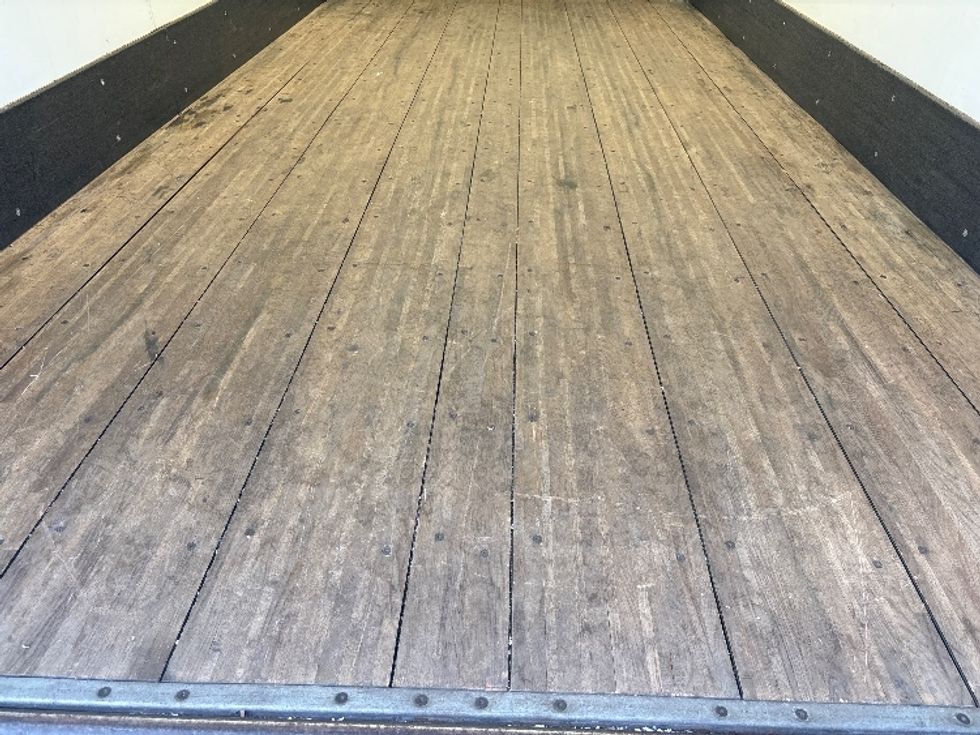 Light Duty Box Truck-Light and Medium Duty Trucks-Isuzu-2019-NPR-Everett-WA-46,703\n\t\tmiles-$ 47,750 - Image 10