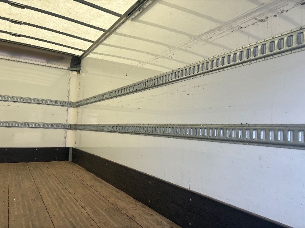 Light Duty Box Truck-Light and Medium Duty Trucks-Isuzu-2019-NPR-Everett-WA-46,703\n\t\tmiles-$ 47,750 - Image 12