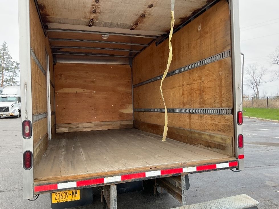 Light Duty Box Truck-Light and Medium Duty Trucks-Isuzu-2019-NPR-Fredonia-NY-132,502\n\t\tmiles-$ 34,500 - Image 11