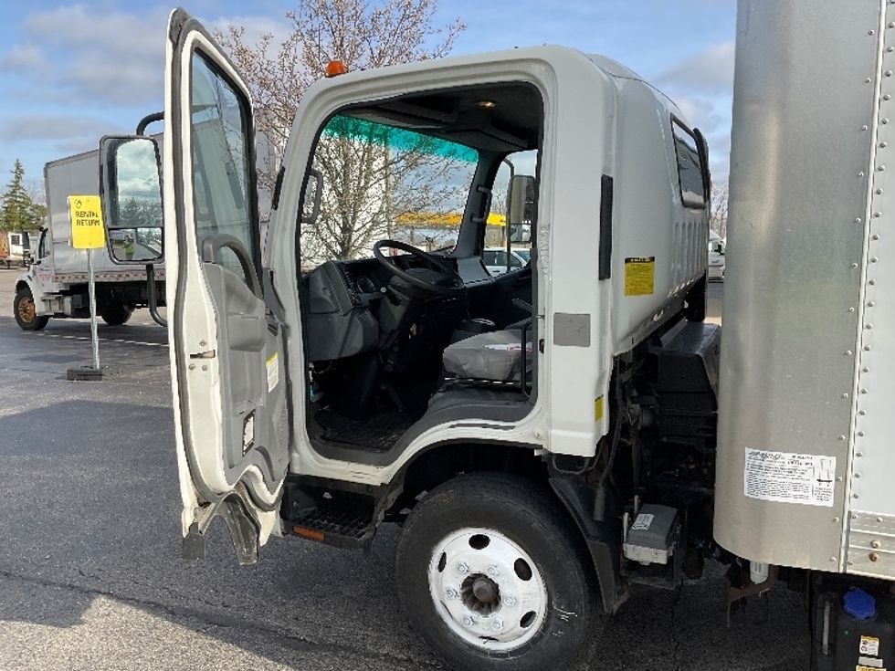 Light Duty Box Truck-Light and Medium Duty Trucks-Isuzu-2019-NPR-Fredonia-NY-132,502\n\t\tmiles-$ 34,500 - Image 14