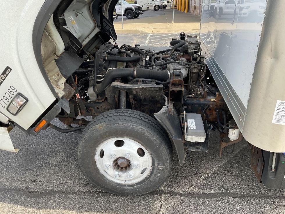 Light Duty Box Truck-Light and Medium Duty Trucks-Isuzu-2019-NPR-Fredonia-NY-132,502\n\t\tmiles-$ 34,500 - Image 22