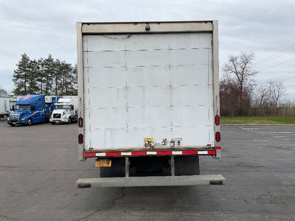 Light Duty Box Truck-Light and Medium Duty Trucks-Isuzu-2019-NPR-Fredonia-NY-132,502\n\t\tmiles-$ 34,500 - Image 6