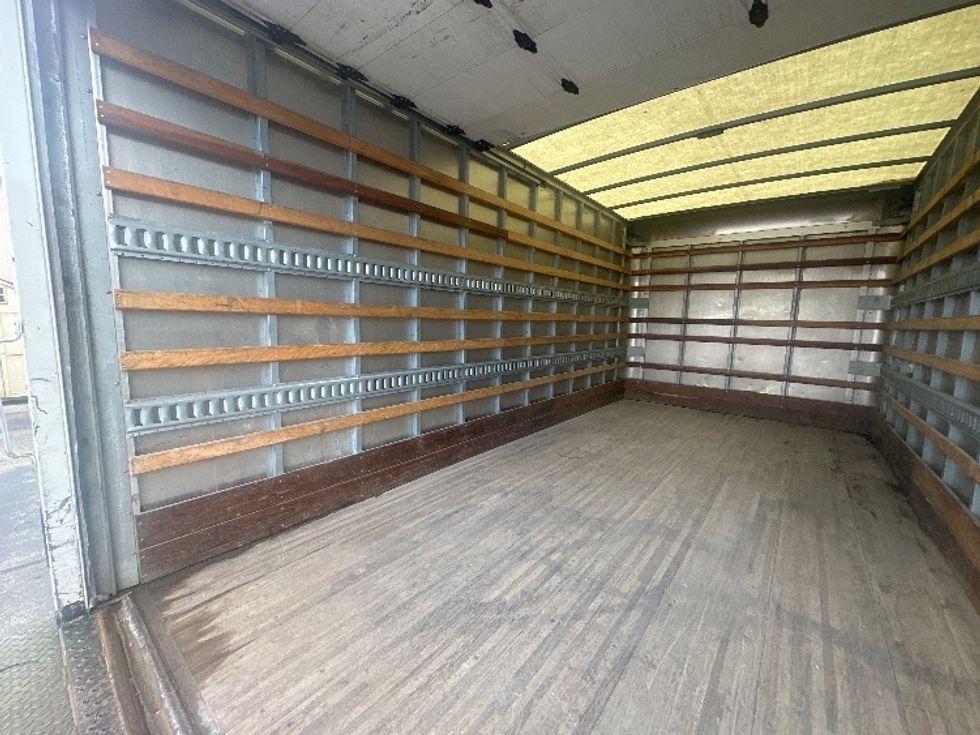 Light Duty Box Truck-Light and Medium Duty Trucks-Isuzu-2019-NPR-Greensboro-NC-94,122\n\t\tmiles-$ 39,750 - Image 11