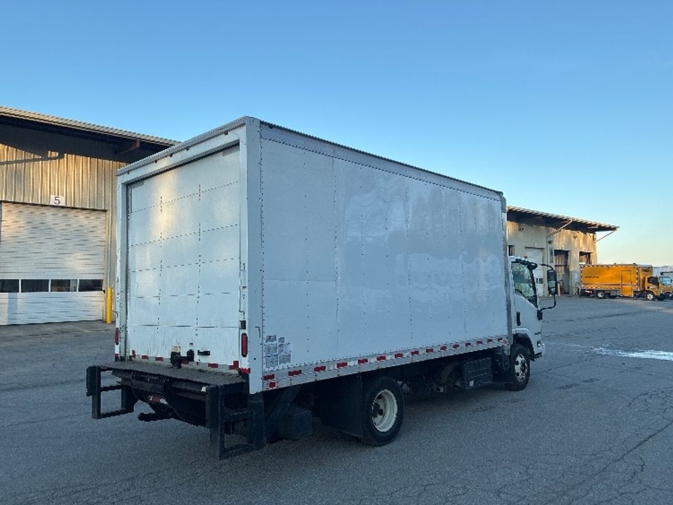 Light Duty Box Truck-Light and Medium Duty Trucks-Isuzu-2019-NPR-Greensboro-NC-94,122\n\t\tmiles-$ 39,750 - Image 13
