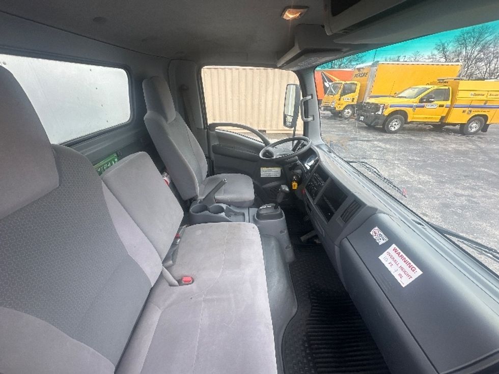 Light Duty Box Truck-Light and Medium Duty Trucks-Isuzu-2019-NPR-Greensboro-NC-94,122\n\t\tmiles-$ 39,750 - Image 22