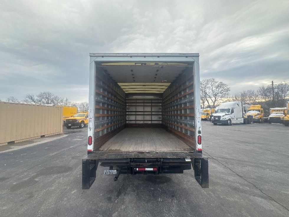 Light Duty Box Truck-Light and Medium Duty Trucks-Isuzu-2019-NPR-Greensboro-NC-94,122\n\t\tmiles-$ 39,750 - Image 8